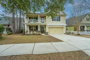 218 Comiskey Park Cir, Summerville, SC 29485 - Photo 2