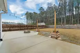 219 Saxony Loop, Summerville, SC 29486 - Photo 8