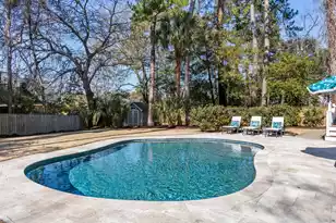 743 Gypsy Ln, Mount Pleasant, SC 29464 - Photo 14