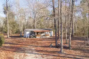 825 Glen St, Walterboro, SC 29488 - Photo 2