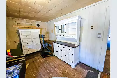 401 Huggins Street W, Manning, SC 29102 - Photo 10