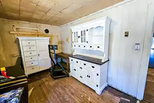 401 Huggins Street W, Manning, SC 29102 - Photo 10