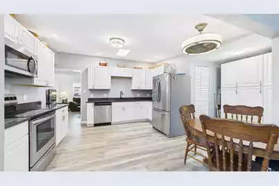 409 Chippendale Lane, Bonneau, SC 29431 - Photo 6