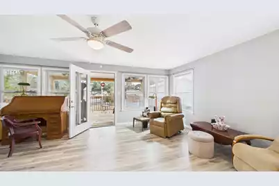 409 Chippendale Lane, Bonneau, SC 29431 - Photo 4