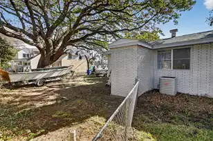 822 Rogers Ln, Mount Pleasant, SC 29464 - Photo 26
