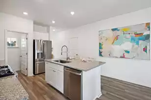 1027 Patagonia St, Summerville, SC 29485 - Photo 4