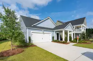 1027 Patagonia St, Summerville, SC 29485 - Photo 2