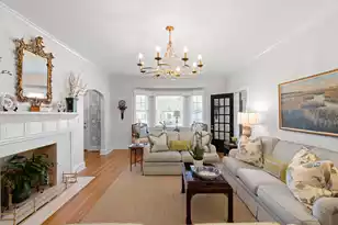 38 Barre St, Charleston, SC 29401 - Photo 12