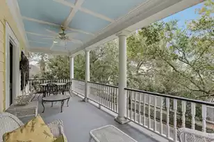 55 Eastlake Rd, Mount Pleasant, SC 29464 - Photo 2