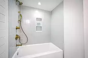 9 F St, Charleston, SC 29403 - Photo 18