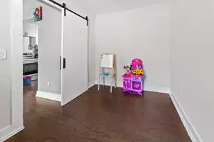 2754 Surrey Dr E, North Charleston, SC 29405 - Photo 2