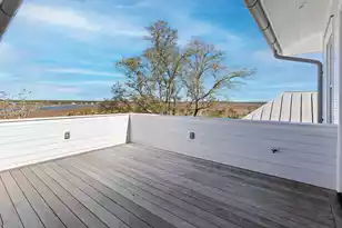 925 Fish Cp Rd, Charleston, SC 29492 - Photo 38