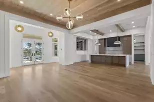 925 Fish Cp Rd, Charleston, SC 29492 - Photo 18