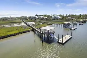 925 Fish Cp Rd, Charleston, SC 29492 - Photo 68