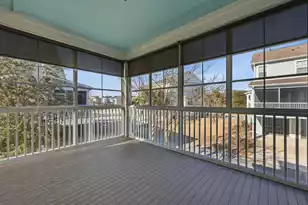 1621 Prince Edward St, Mount Pleasant, SC 29466 - Photo 30