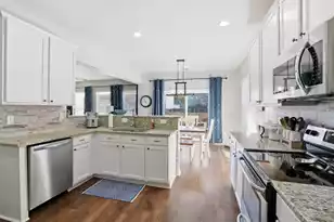 9604 Carousel Circle N, Summerville, SC 29485 - Photo 10