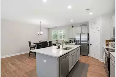689 Butternut Road W, Summerville, SC 29483 - Photo 20