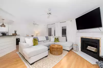 1734 Villa Maison, Mount Pleasant, SC 29464 - Photo 2