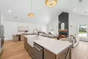 980 Cottingham Dr, Mount Pleasant, SC 29464 - Photo 16