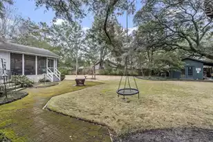 977 Cliffwood Dr, Mount Pleasant, SC 29464 - Photo 34