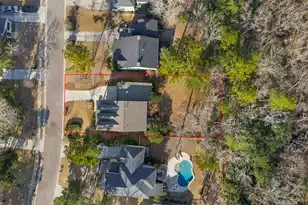 1753 Wellstead St, Mount Pleasant, SC 29466 - Photo 4