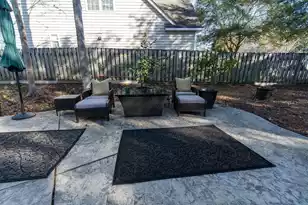 1609 Jorrington St, Mount Pleasant, SC 29466 - Photo 4