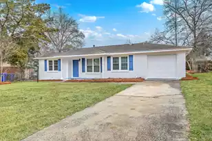 7645 Knollwood Dr, North Charleston, SC 29418 - Photo 2