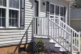 830 Jordan St, James Island, SC 29412 - Photo 4