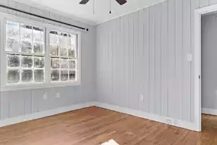 1135 Gloria St, Orangeburg, SC 29115 - Photo 10