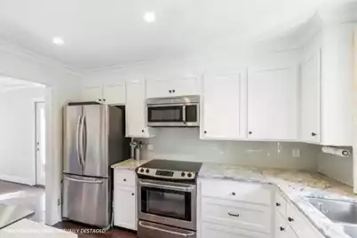 16 Logan Street #A, Charleston, SC 29401 - Photo 12