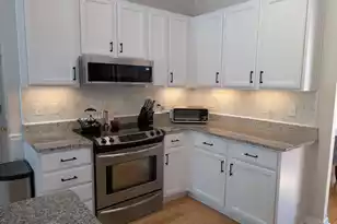 2876 Colonnade Dr, Mount Pleasant, SC 29466 - Photo 10