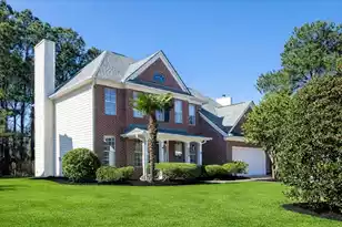 2876 Colonnade Dr, Mount Pleasant, SC 29466 - Photo 2