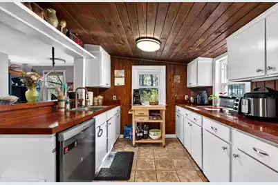 9994 Highway 17 N #B, McClellanville, SC 29458 - Photo 4