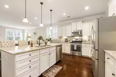 1933 Clay Lane, Charleston, SC 29414 - Photo 8