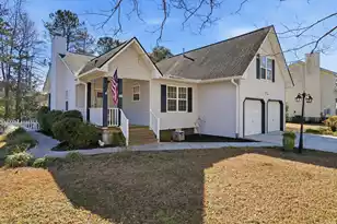 230 Lipman St, Summerville, SC 29483 - Photo 2