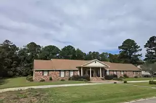 224 Country Club Blvd, Saint George, SC 29477 - Photo 2