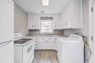 1089 Buist Ave, North Charleston, SC 29405 - Photo 8