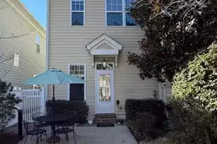 105 Hyacinth St, Summerville, SC 29483 - Photo 6