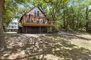 218 Huron Ave E, Folly Beach, SC 29439 - Photo 8