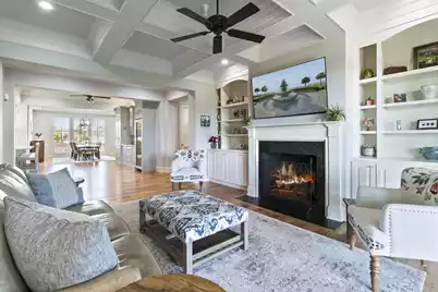 250 Island Park Drive #205, Charleston, SC 29492 - Photo 8