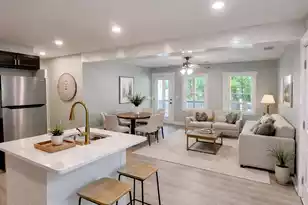 202 Huggins Street E, Manning, SC 29102 - Photo 6