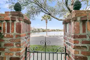 64 Sowell St, Mount Pleasant, SC 29464 - Photo 2