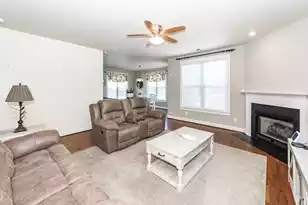 400 Hydrangea St, Summerville, SC 29483 - Photo 18