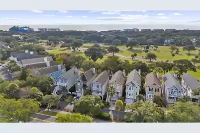 10 Commons Court, Isle Of Palms, SC 29451 - Photo 8