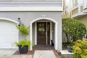 10 Commons Ct, Isle Of Palms, SC 29451 - Photo 2