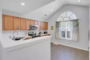 1106 Poplar Grove Pl, Summerville, SC 29483 - Photo 8