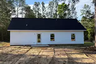 3063 Dalton Dr, Orangeburg, SC 29118 - Photo 2