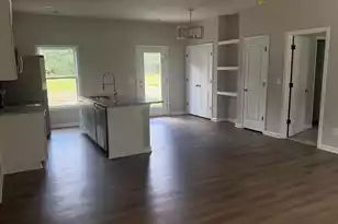 3063 Dalton Dr, Orangeburg, SC 29118 - Photo 2