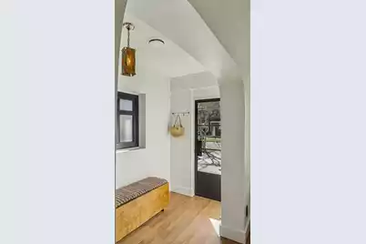 930 Ashley Avenue, Charleston, SC 29403 - Photo 6