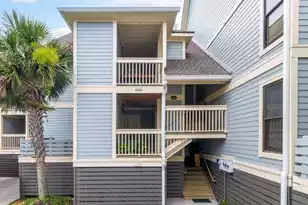 233 Little Oak Island Dr, Folly Beach, SC 29439 - Photo 2